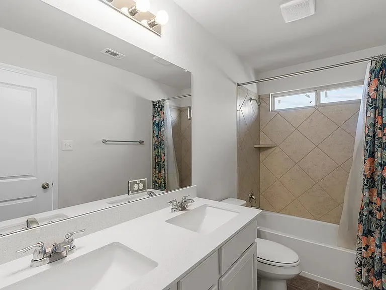 1725 Lakota Ln — Photo 8