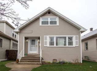 5138 W Addison St, Chicago, IL 60641