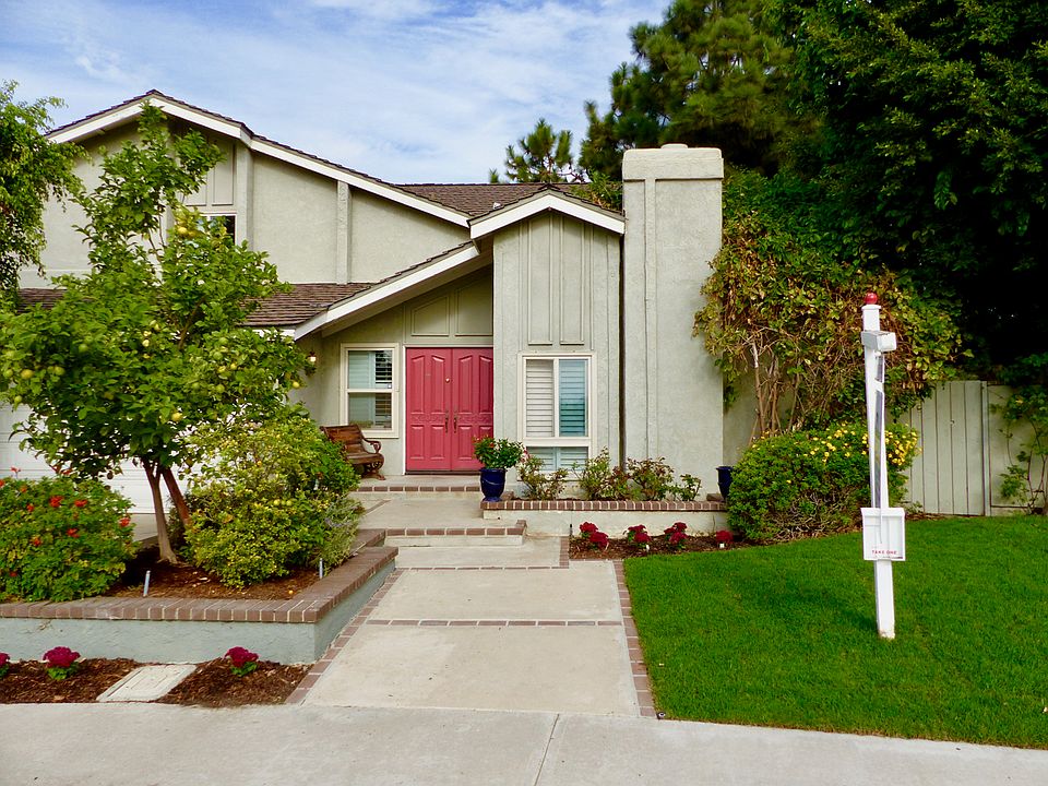 1st image of 34 Deerwood E