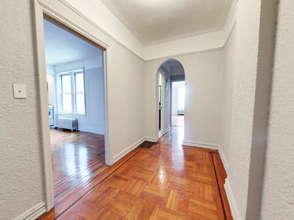 30 Daniel Low Terrace image 4 of 7