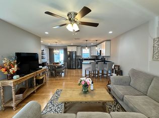 19 Bruins Ln, Raymond, NH 03077