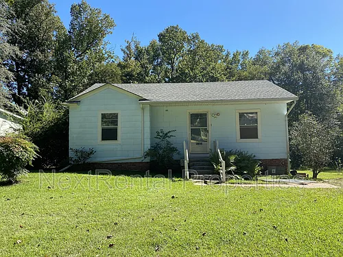 2858 Fairhill Dr Photo 1