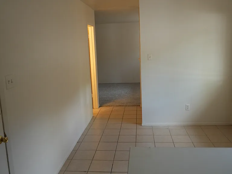 1712A Lawyer St #A — Photo 7