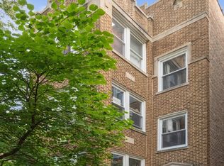 6527 N Bosworth Ave APT 2, Chicago, IL 60626