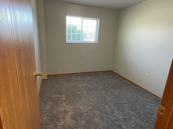 3rd image of 510 Washington St #Wa510x-2