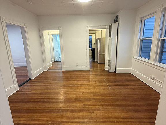 2nd image of 1566-1570 Acushnet Ave #7