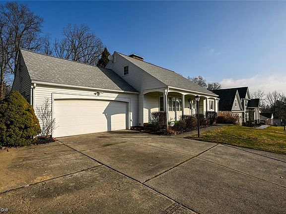 4th image of 6947 Cranbrook Dr