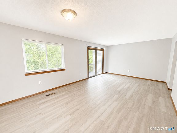 5th image of 306 Village Drive #306