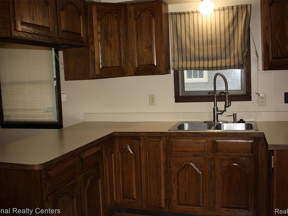 9441 Corinne St, photo 9