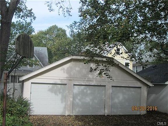 3rd image of 326 McKinley Ave