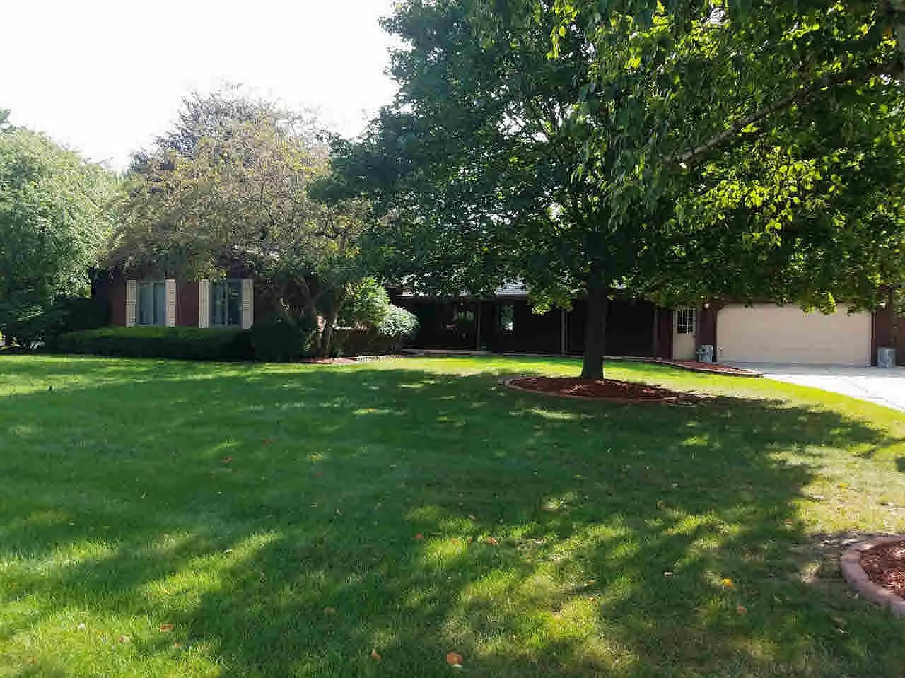 1456 Dyemeadow Ln photo 1