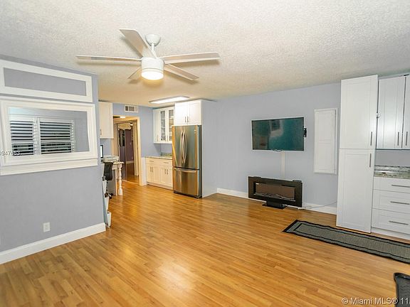 3rd image of 17 Chatham #17-A