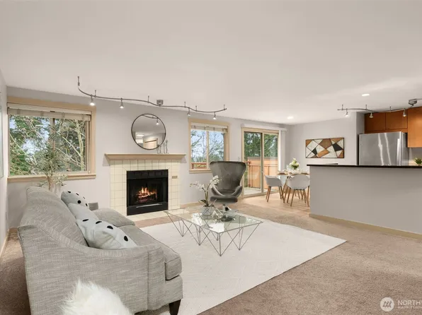 8240 126th Avenue NE #A304, Kirkland, WA 98033