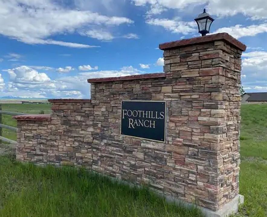 1st image of 58 Stone Mill Ln