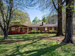 8031 Long Island Rd, Catawba, NC 28609
