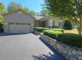 550 Back Nine Dr, Moneta, VA 24121