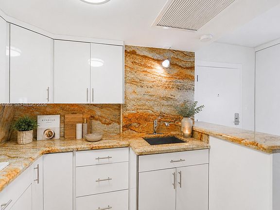 3rd image of 19201 Collins Ave #609