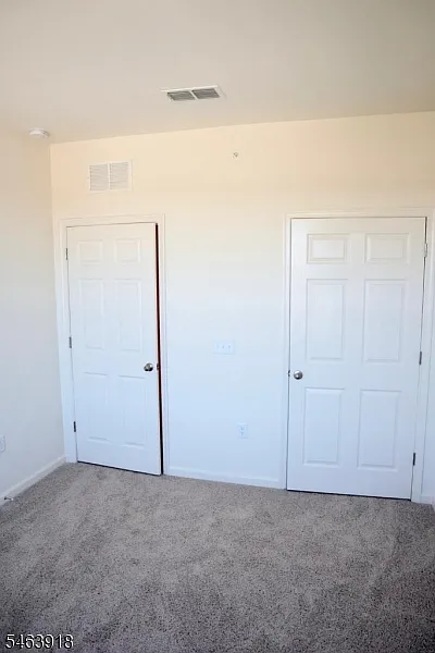 4 bed, 2.5 bath, $5,500 — Photo 3