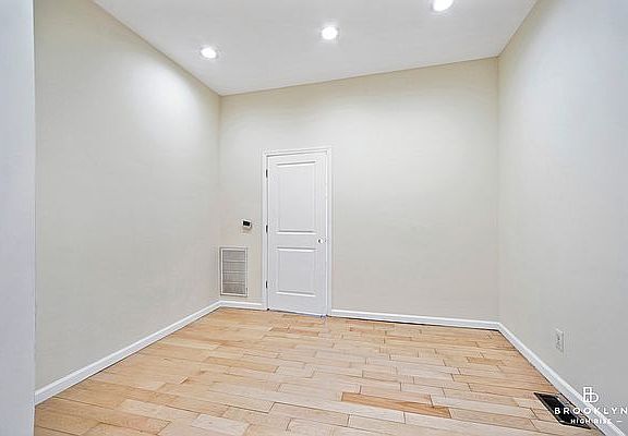 5th image of 545 Marcy Ave