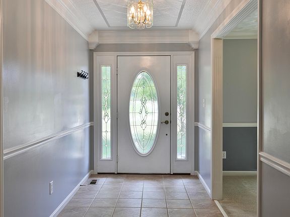 5th image of 440 Fincastle Way