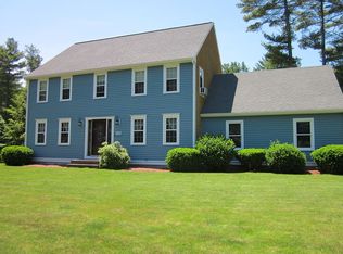 54 Aunt Lizzies Ln, Marshfield, MA 02050
