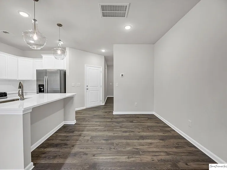 231 Sunny Hill Dr — Photo 7