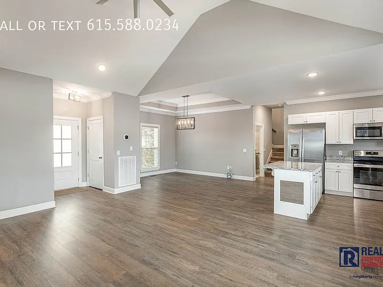 1318 Summer Station Dr — Photo 9