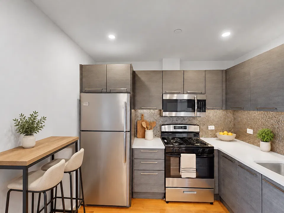 1115 Broadway #2K