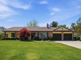 1007 Carnation Dr, Wapakoneta, OH 45895