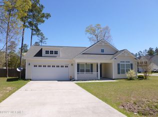 300 Sun St, Richlands, NC 28574