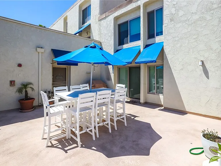 711 Pacific Coast Hwy #330 — Photo 25