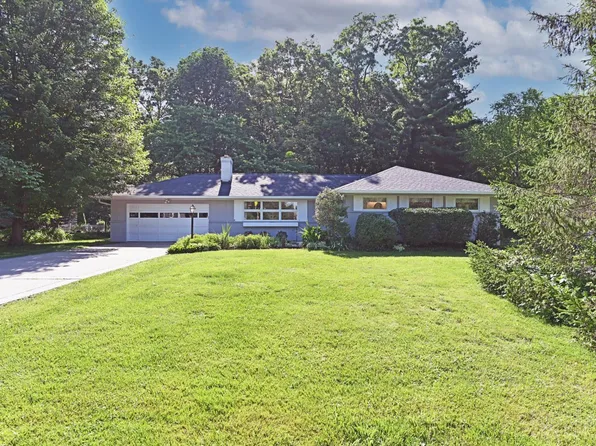 1068 Nimitz Ln, Cincinnati, OH 45230