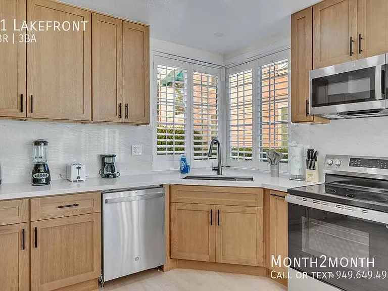 21 Lakefront — Photo 13