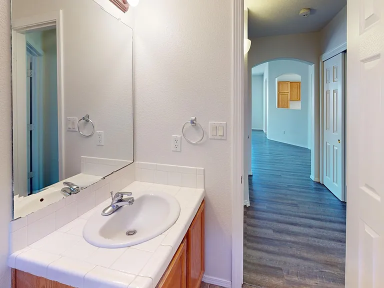 6812 Glenturret Way NE — Photo 15