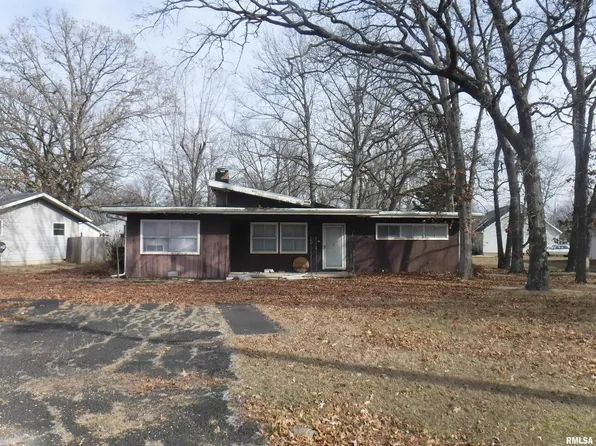 1300 N Rotan St, Salem, IL 62881