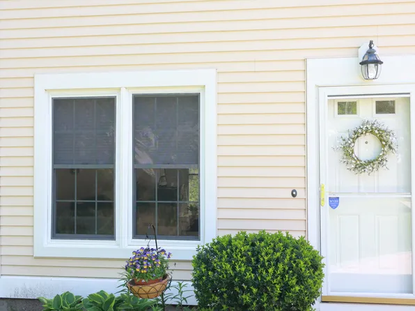 54 Rope Ferry Road #H137, Waterford, CT 06385