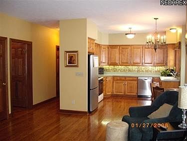 4th image of 6615 Oakleaf Dr