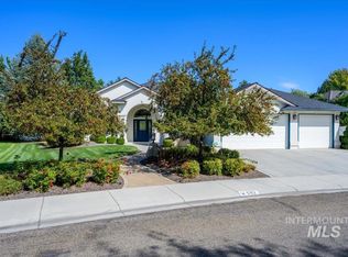 592 E Trinidad Dr, Meridian, ID 83642