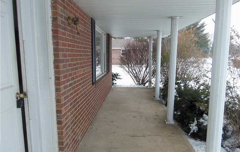 1st image of 5810 N Teresa Dr