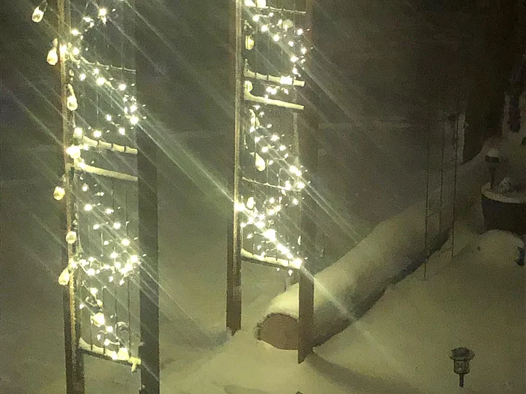 I have Arbors with pretty lights at the entrance.