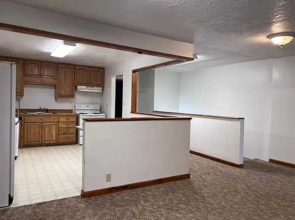 772 S Main St #B, Lebanon, OR 97355