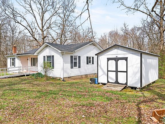 2nd image of 3385 Spring Creek Rd