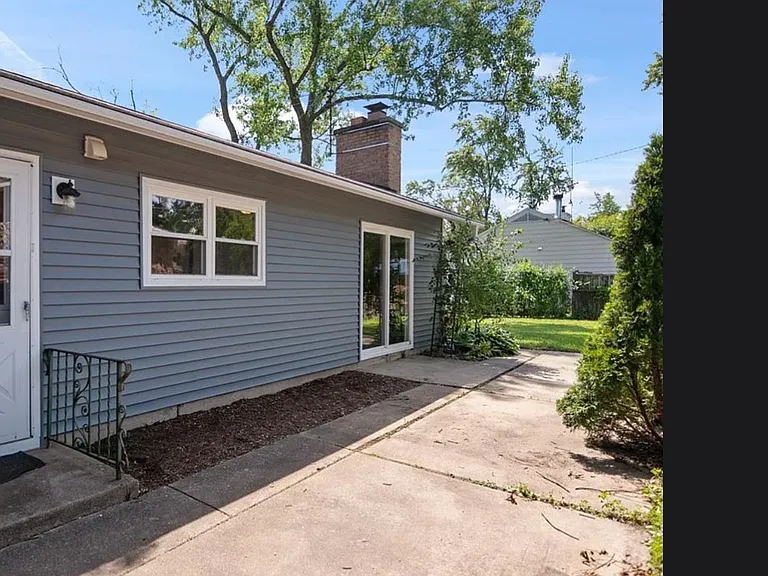 500 Cherry Cir — Photo 12