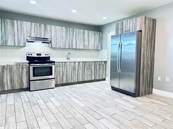 1756 NW 2nd Ct APT 12, Miami, FL 33136