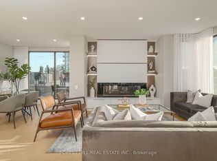 342 Spadina Rd #301, Toronto, ON M5P2V4