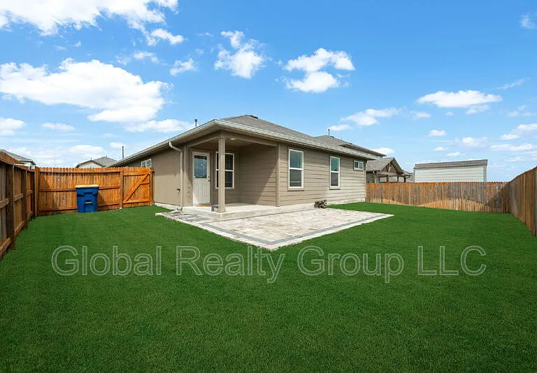515 Diamond Shls — Photo 29