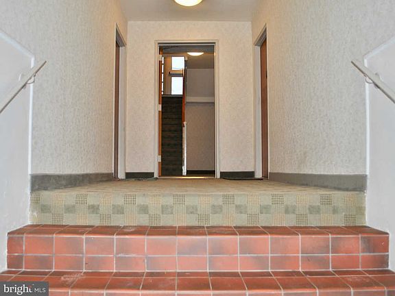 2nd image of 1305 N Ode St APT 302