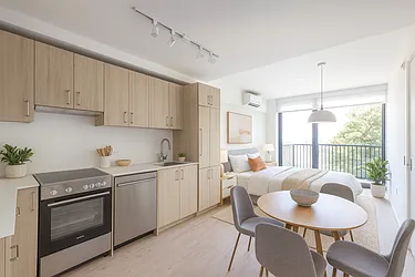 12 Halsey Street, #403