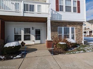 1667 Welland St, Howell, MI 48855