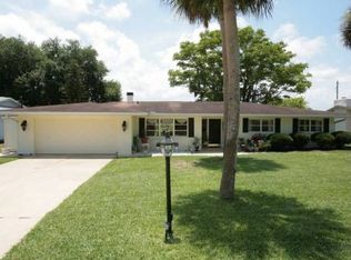 43 Fairway Cir, New Smyrna Beach, FL 32168